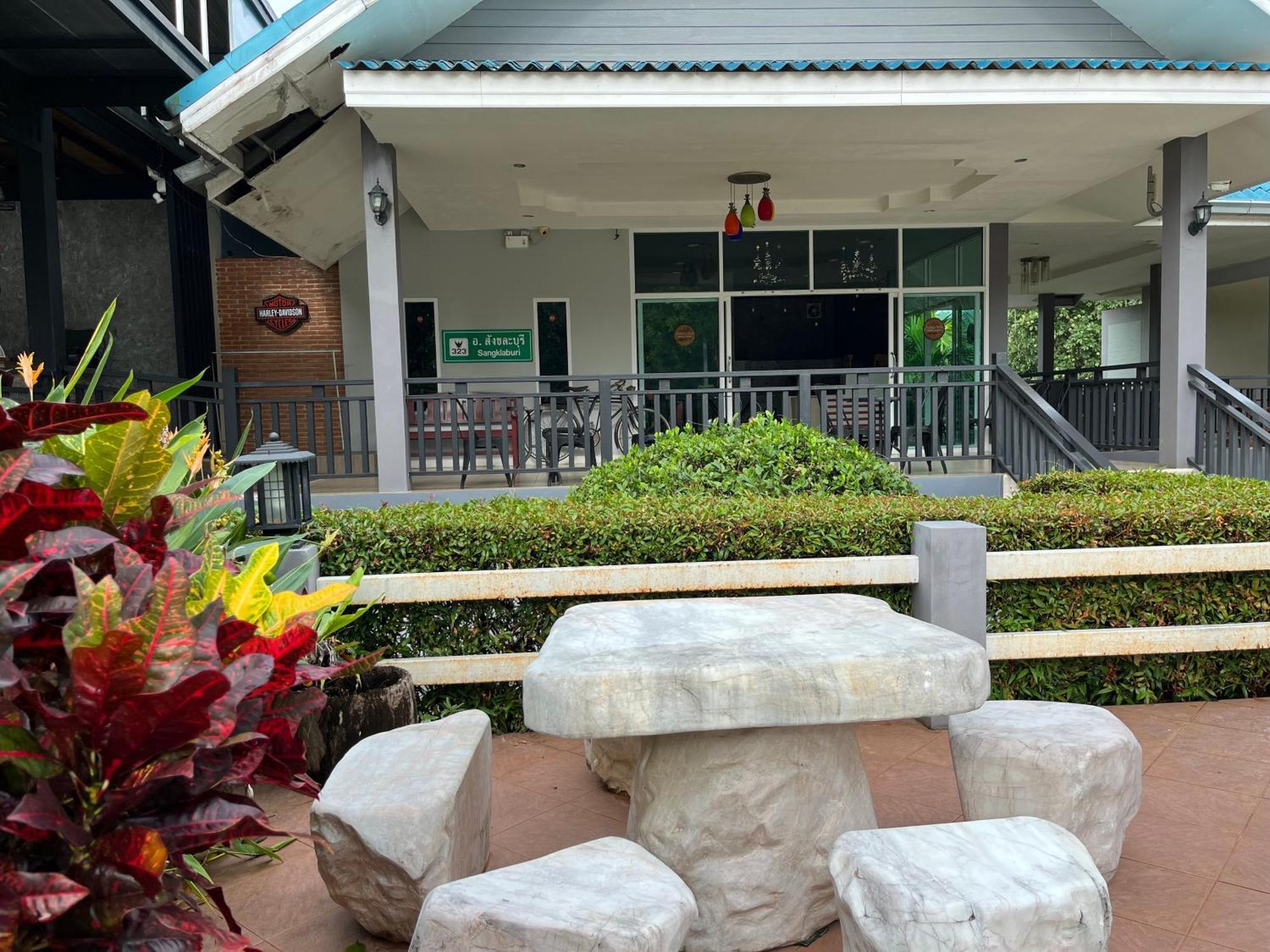 Sangkla Resort Ban Bang Pla O Exterior foto